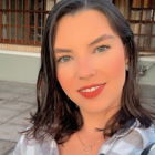 Dra. Cléo Gayoso (Cirurgião-Dentista)