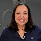 Dra. Cintia de Castro de Souza Pereira (Cirurgião-Dentista)
