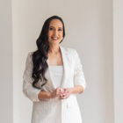 Dra. Ludmila de Aragão Oliveira (Cirurgiã-Dentista)