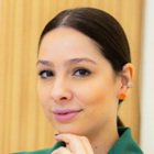 Dra. Aline Trombini (Cirurgiã-Dentista)
