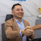 Dr. Renato Souza de Oliveira (Cirurgião-Dentista)