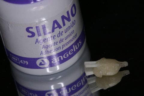 Aplicação de silano no pino por 20 segundos