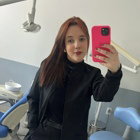 Dra. Diana Almeida Tavares (Cirurgiã-Dentista)