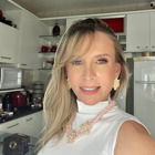 Dra. Deyse Andrade Virgílio (Cirurgiã-Dentista)