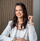Dra. Thaís de Oliveira Natalino (Cirurgiã-Dentista)