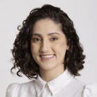 Dra. Abigail Andrade Pires (Cirurgiã-Dentista)