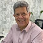 Dr. Carlos Alberto dos Santos (Cirurgião-Dentista)