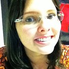 Dra. Larissa Vasconcelos (Cirurgiã-Dentista)
