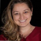 Dra. Juliana Maiarotti (Cirurgiã-Dentista)