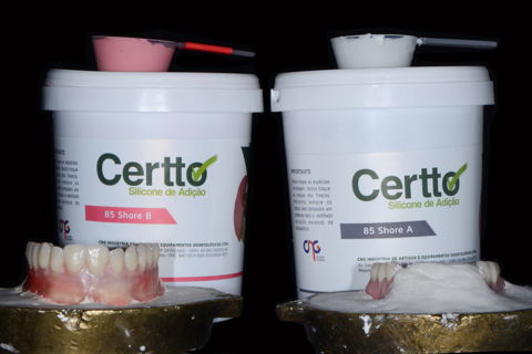 Preparo das próteses para receber a resina Pala cre-active (Kulzer- Alemanha) com asperização por jateamento com Al2O3, e limpeza das mesmas.