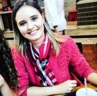 Dra. Clara C. Freitas (Cirurgiã-Dentista)