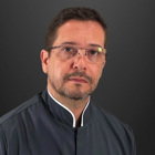 Prof. Alessandro Gamero (Professor de Especialização em Implantes)